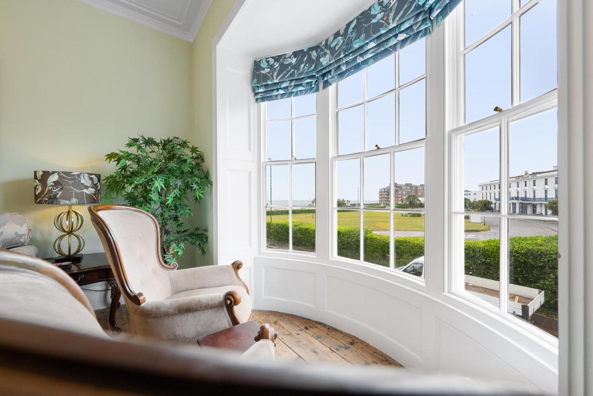 Luxury Georgian Home, Hot Tub, Sea View, Private Garden, Sleeps 6 보그너레지스 외부 사진